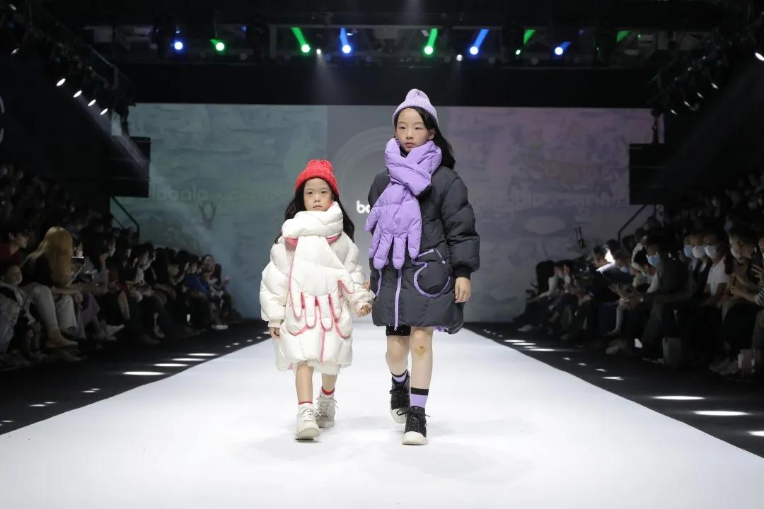 上海时装周童装巴拉巴拉,巴拉巴拉童装专场萌娃完美穿搭