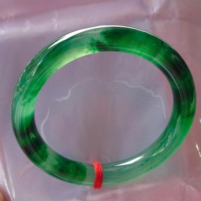 翡翠冰种，翡翠冰糯种，傻傻分不清?（内含辨别方式）