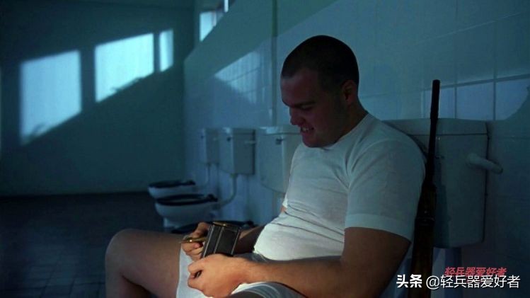 神级反战电影：战场无诗意，全金属外壳也拯救不了荒芜的灵魂