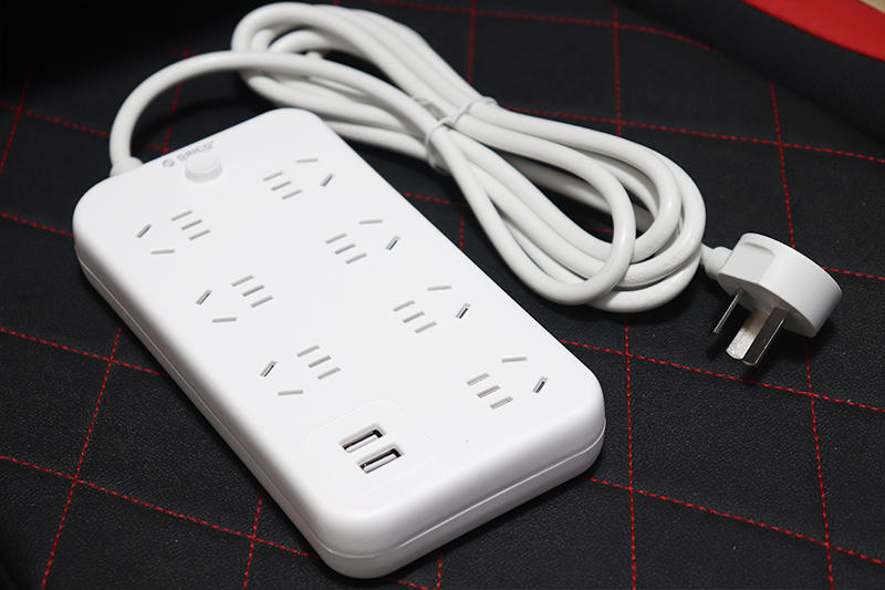 7孔插座只有两个接线孔,7孔插孔接线