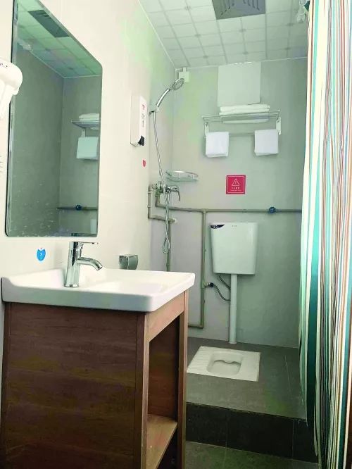 桂林越来越多挂着OYO招牌的酒店！它们真的赚到钱了吗？