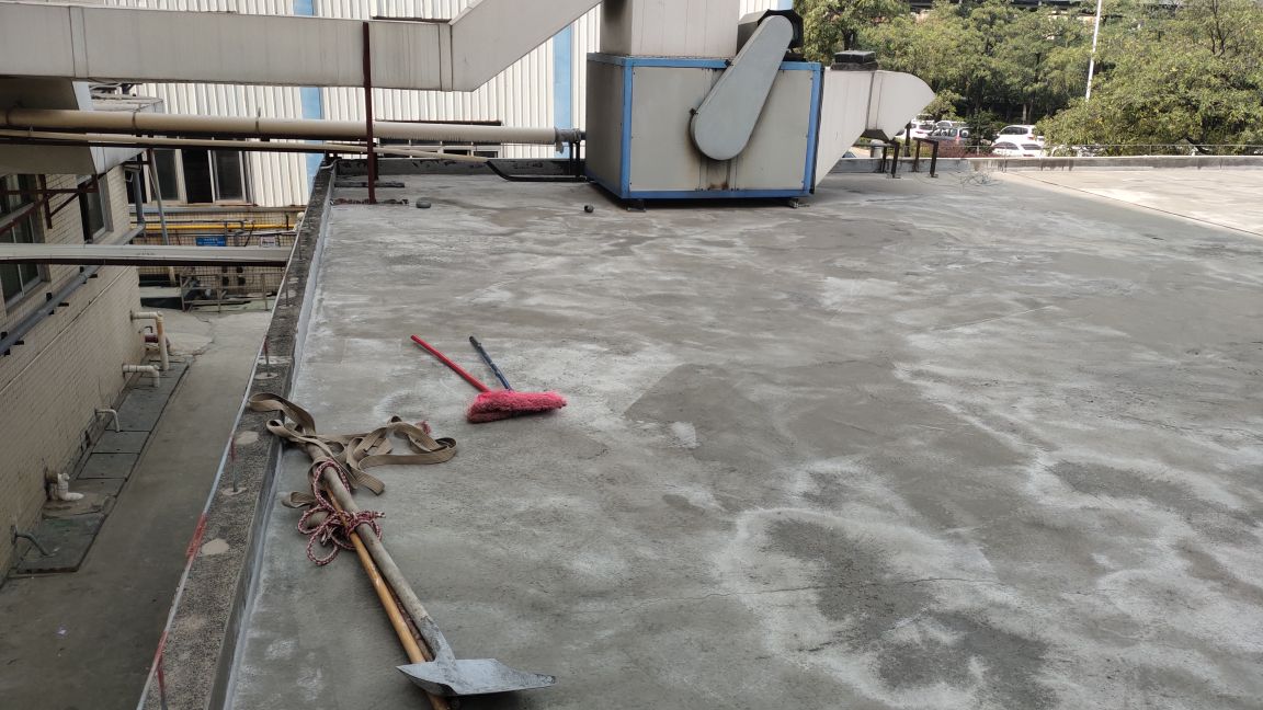 房屋天顶漏水怎么修补,房屋天面裂缝修补方法