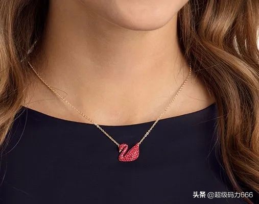 施华洛世奇七夕直播专场限时99米,今年施华洛世奇的爆款