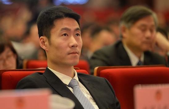 乒协换届!19个副主席的笑话成历史,5个副主席专业人做专业事!