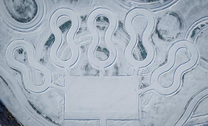 保时捷911turbos漂移,保时捷panamera雪地模式怎么开