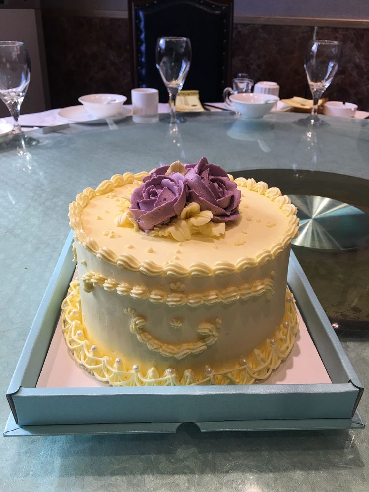 我陪女儿做烘焙年入20万女儿上了报我也成网红