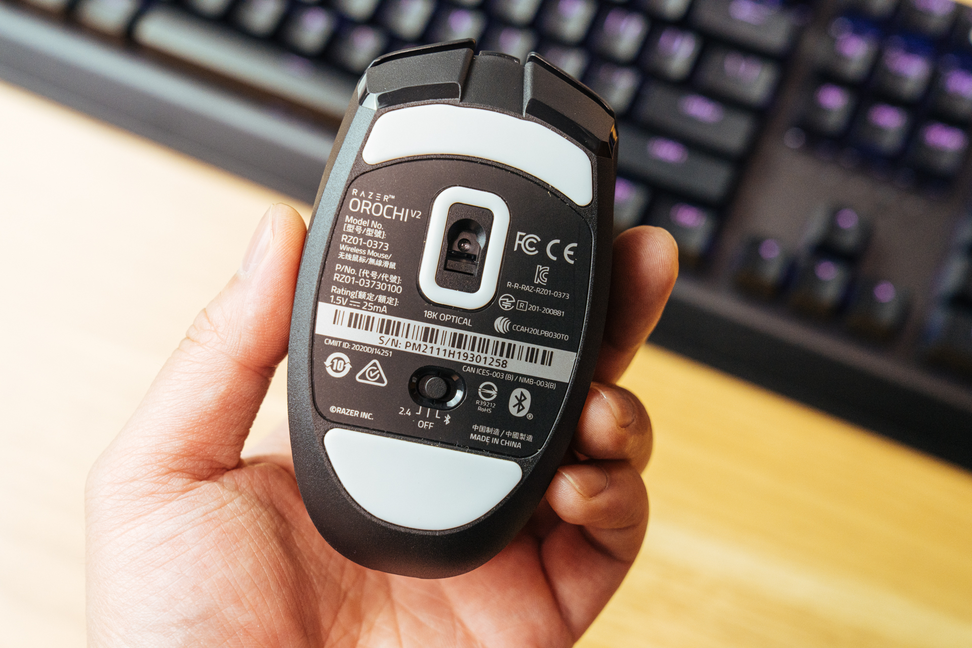 razer雷蛇毒蝰终极版轻量无线鼠标,razer八岐大蛇v2无线鼠标评测