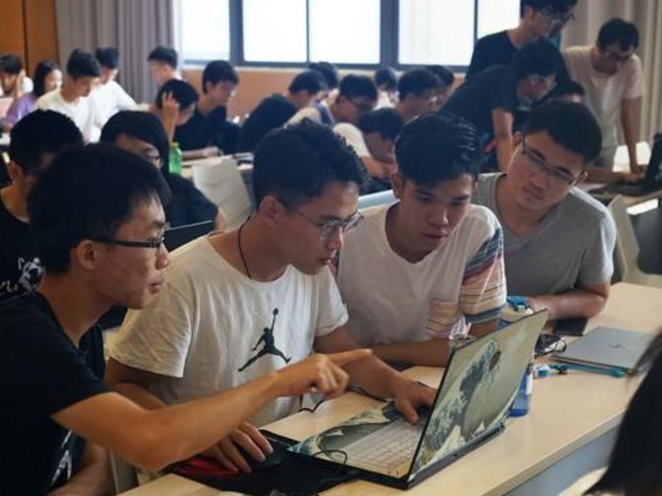 哈工大计算机和华科计算机专业,哈工大计算机专业就业方向和前景