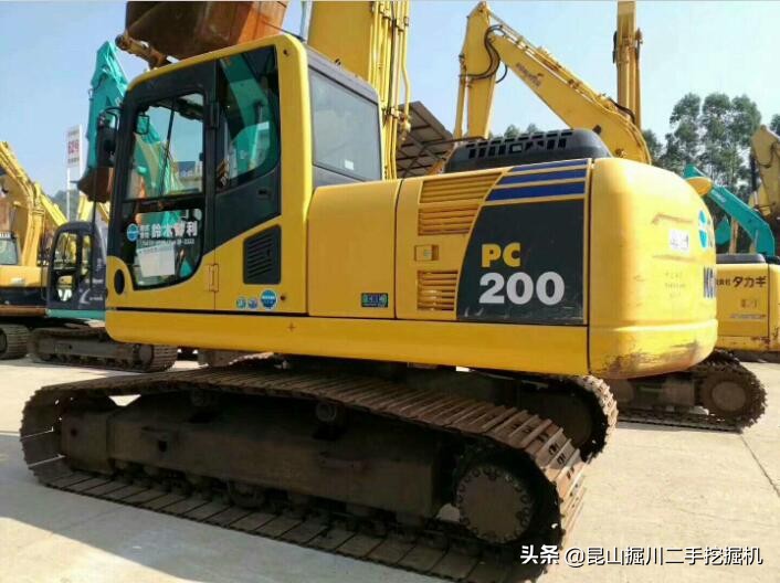 二手进口挖掘机正规平台,港口进口二手挖掘机