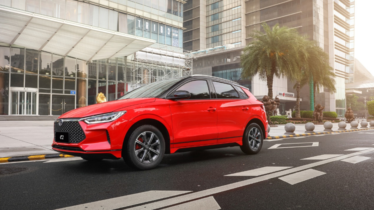 新能源车比亚迪e2值得买吗,比亚迪e2电动车好吗