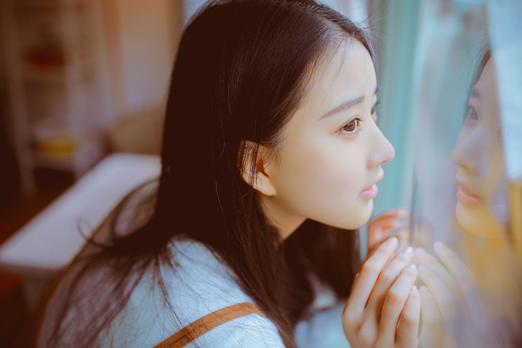 女朋友生气把微信删了该怎么哄她,女朋友生气做什么视频哄她