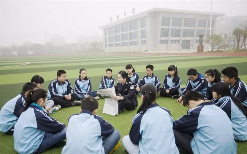 重点发展普文普理,做精做强美术特色。黄州中学高中部欢迎你!