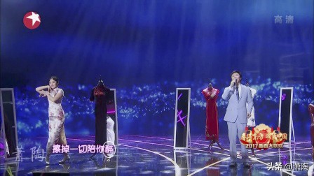 她的歌火遍整个亚洲,费玉清经典献唱