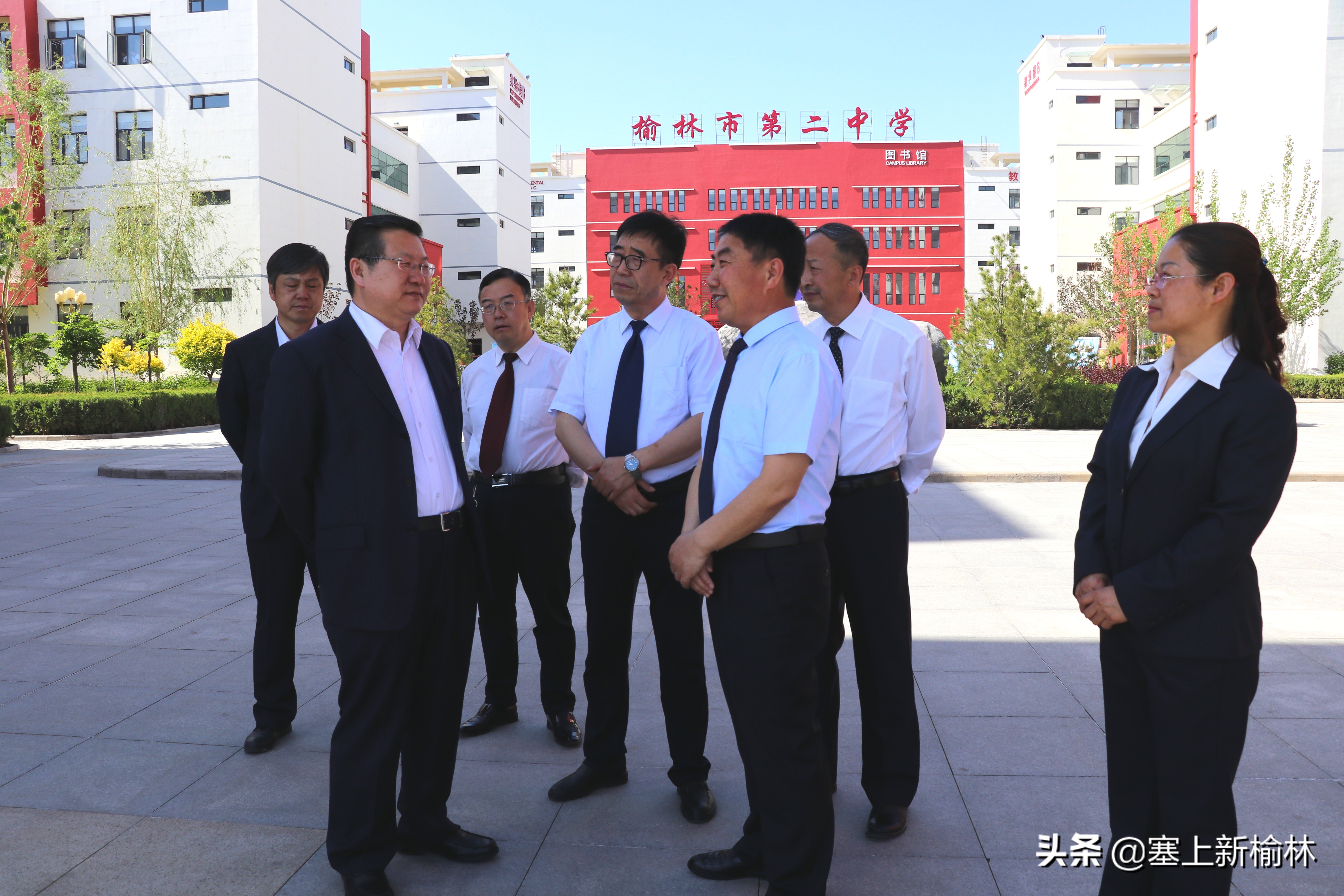 榆林市第二中学官网,榆林第二小学的招生简章