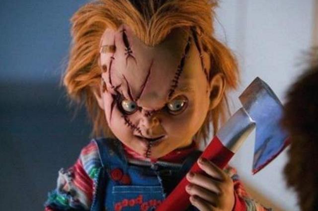 宝妈3000元买的洋娃娃，将孩子吓哭，遭到网友吐槽：换我我也是