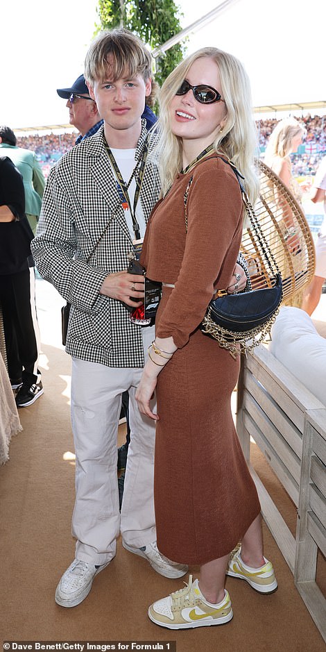 好莱坞巨星汤姆克鲁斯介绍,好莱坞男星汤姆克鲁斯