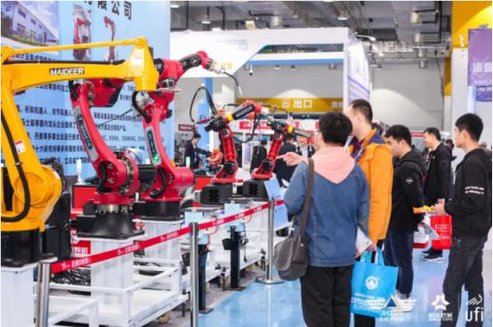 凤凰专访|金诺会展——打造中国制造业领域的云数据平台