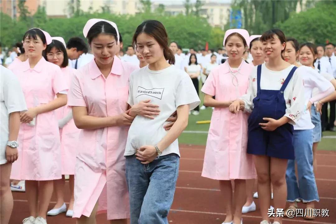 成都大学运动会来自不同国家,成都大学世界大学生运动会