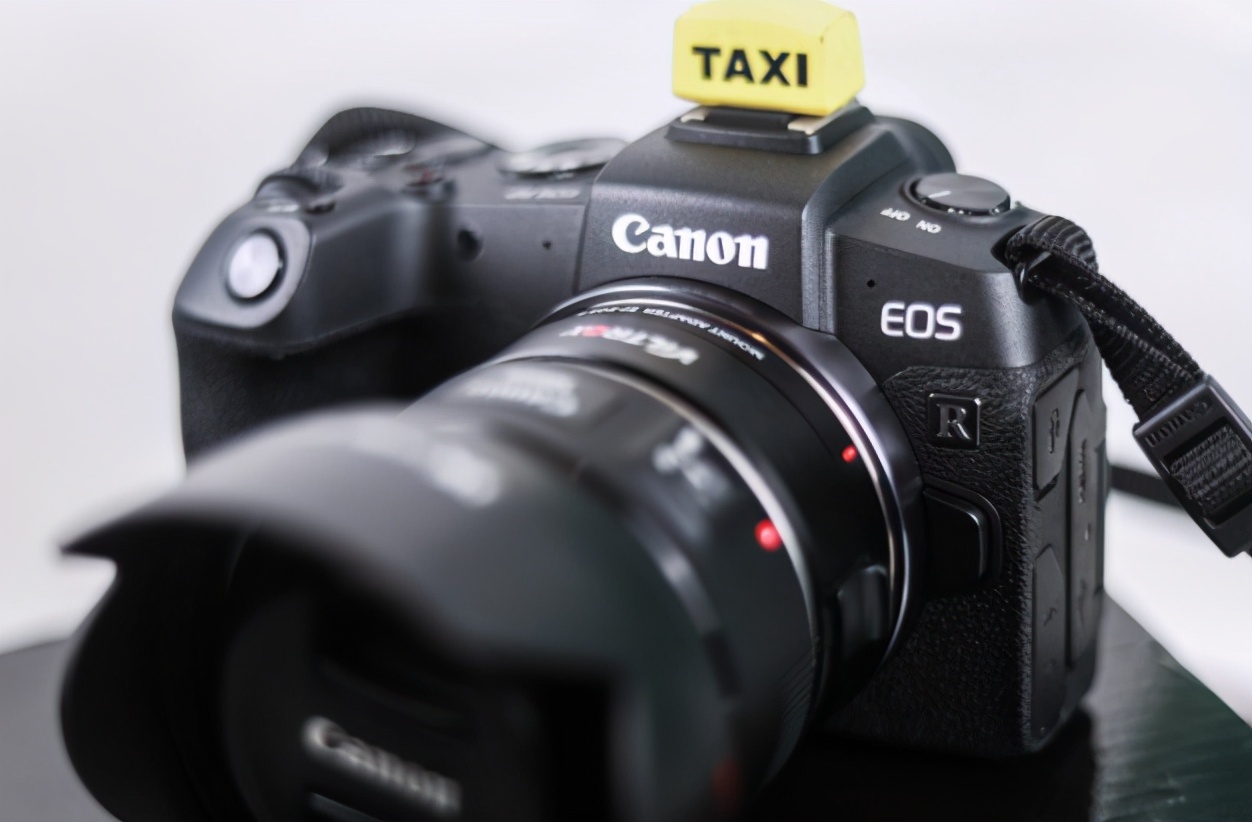 腾龙70-210mm佳能,佳能24-70ii对比腾龙24-70g2