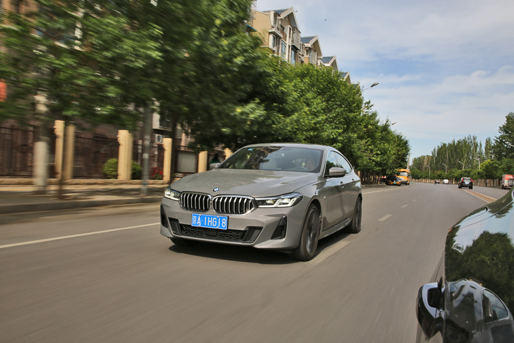 他强任他强清风拂山岗动图,2021款宝马6系gt深度测评