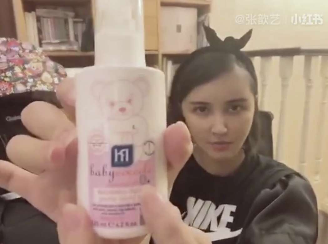 宝宝手指变异什么原因,宝宝手像猪蹄