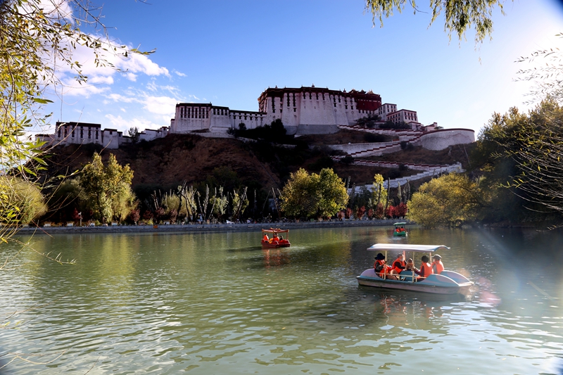 比天空更辽阔比白云更洁净比佛国更妩媚珠峰脚下的游记十