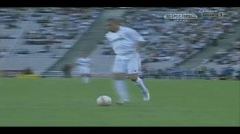 足球迷踪步过人,胡广明钟摆式过人