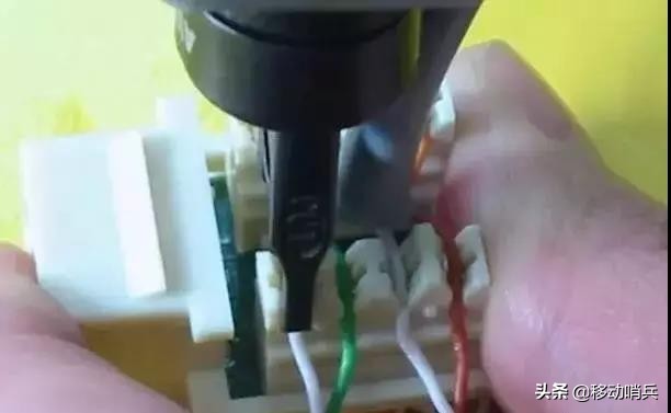 网络面板接线方法按b接还是按a接,西蒙网络面板怎么接线