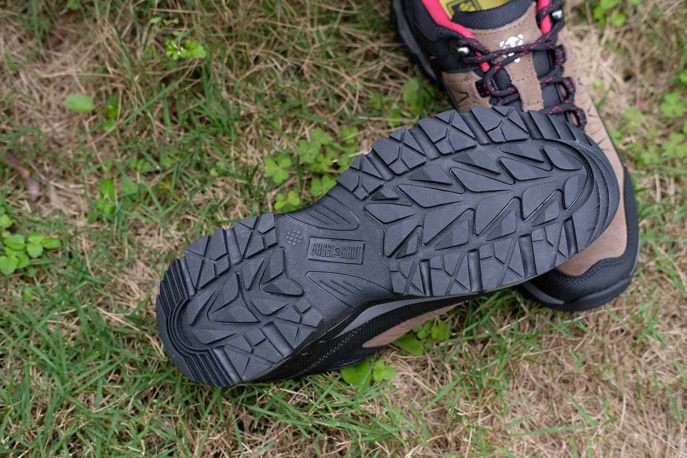 户外徒步入门级登山鞋推荐,长距离徒步选什么登山鞋