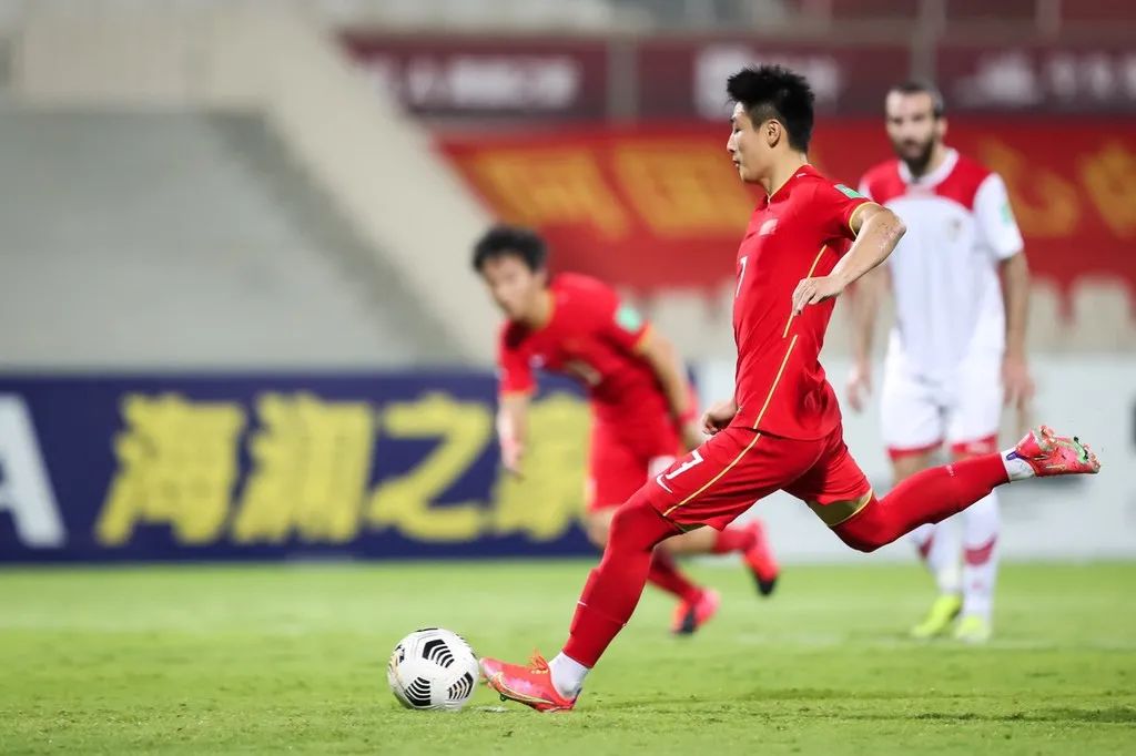 中国男足被骂的视频,中国男足被骂视频