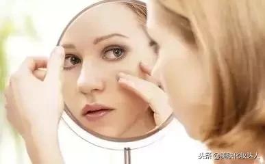 如何按摩眼部消除细纹,黑眼圈眼部细纹怎么消除