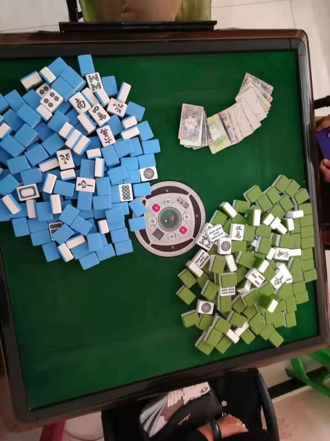 翁旗公安局处理赌博案,派出所打击黄赌违法犯罪措施