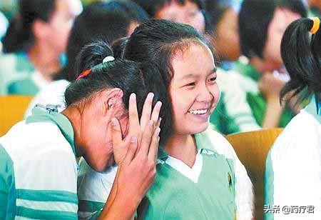 怎么跟宝宝说爱妈妈,怎样跟孩子讲什么是爱