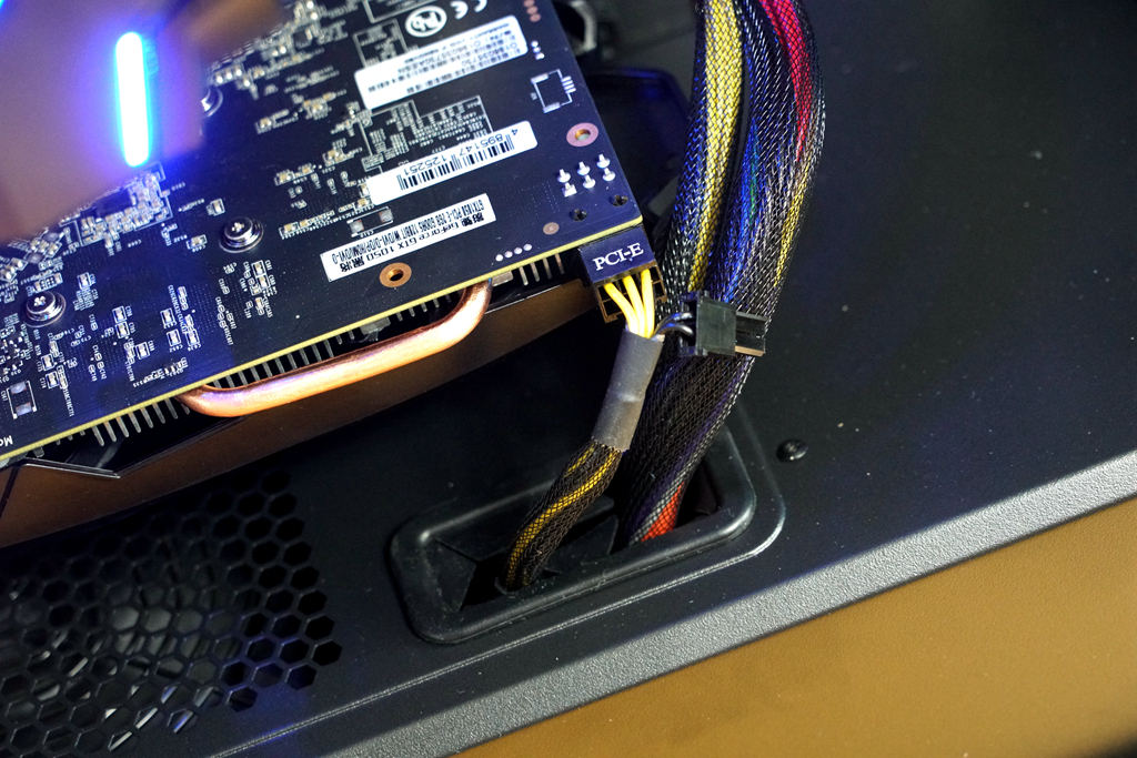 diy水冷高端机箱,电脑装机diy机箱推荐哪款