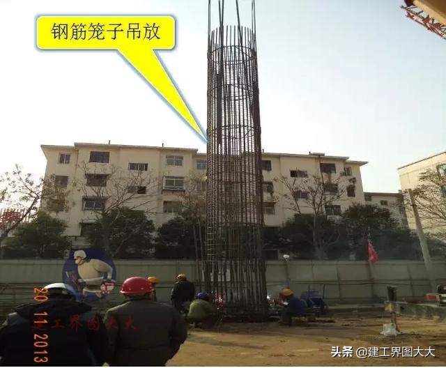 打桩塌孔原因,桩基钢筋笼变形怎么处理