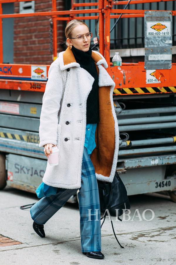 冬季怎么穿又时髦又保暖 (冬天想要保暖又时髦穿它就没错)