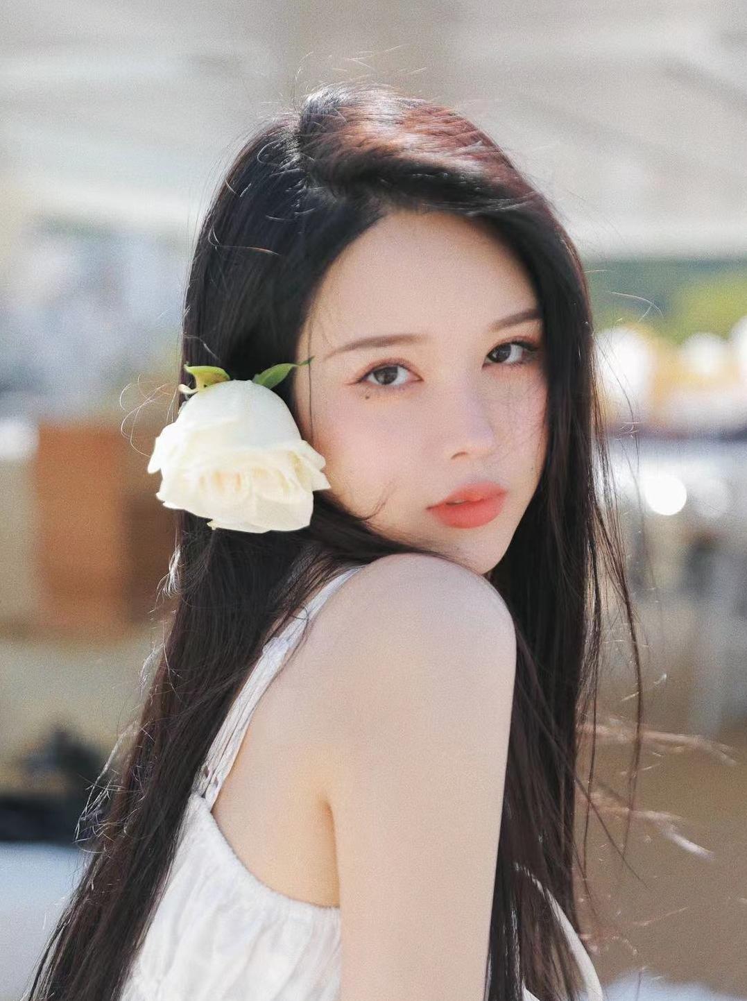 王思聪与酒吧网红,王思聪夜店买醉又换网红女友了吗