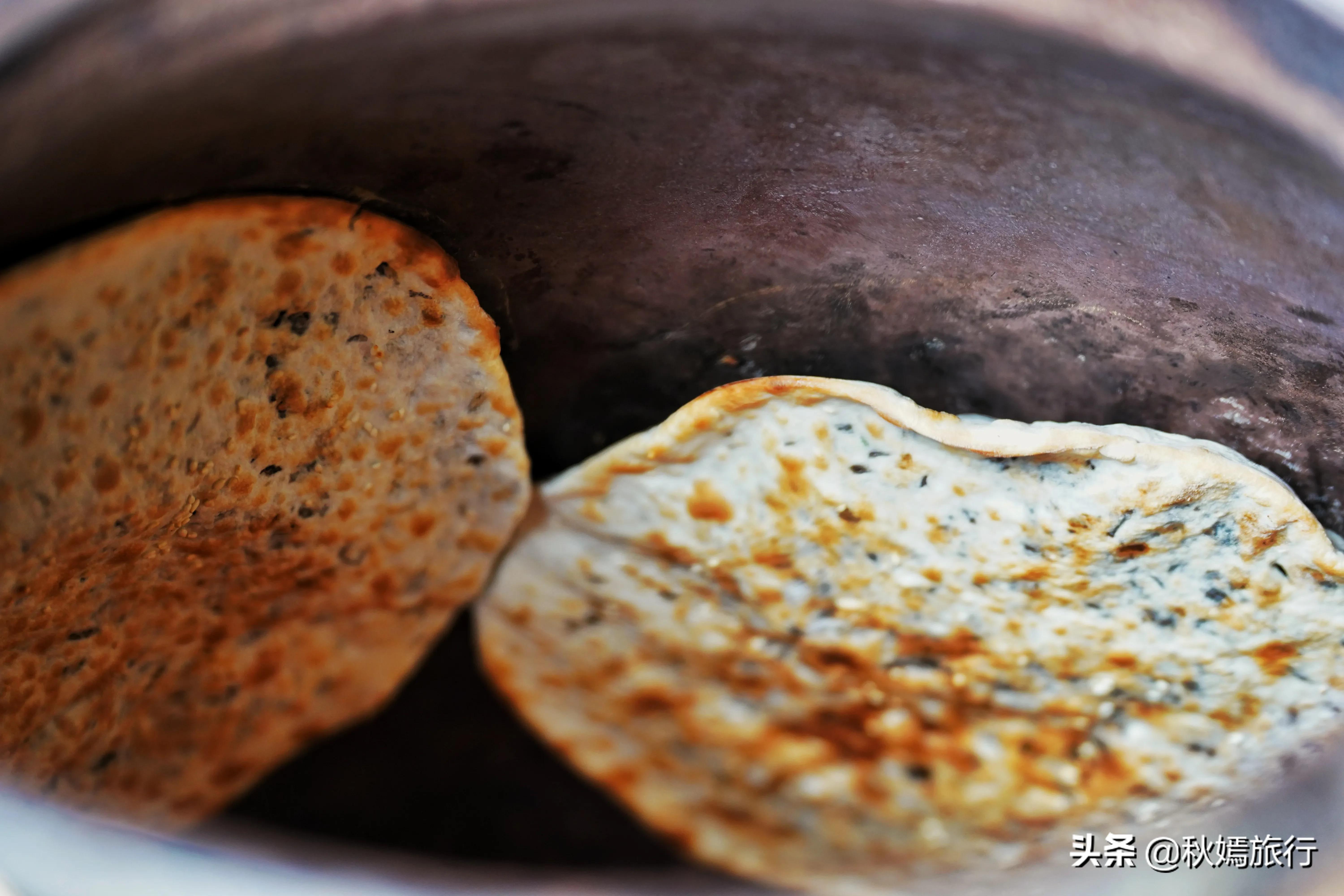 冬游常熟燕园赏蜡梅花，方桥头梅干菜扣肉饼5元一只，顾客盈门