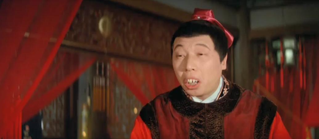 新郎嫌弃新娘长得丑不肯洞房电影,新郎以为新娘很丑不肯揭盖头