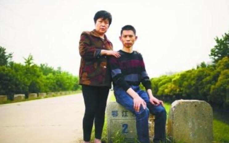 13年前，那位割肝救子，感动中国的“暴走妈妈”，后来怎么样了？