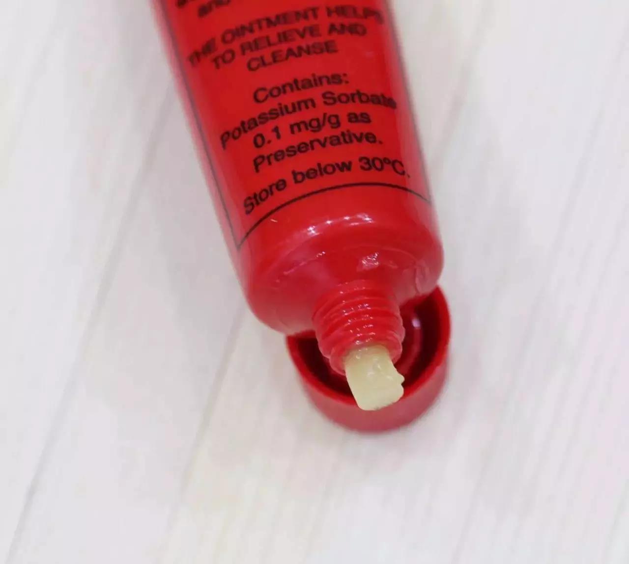 十款好用的润唇膏推荐女生,好用的润唇膏大干唇