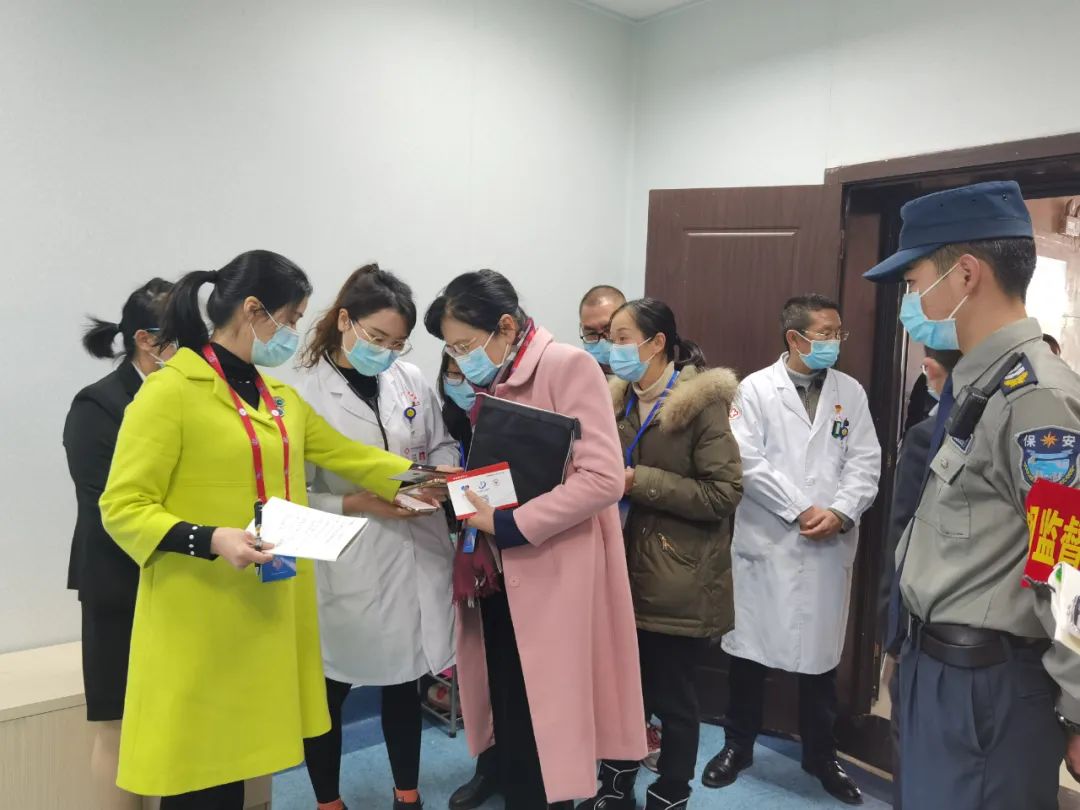 胸痛中心救治心梗,胸痛中心救助