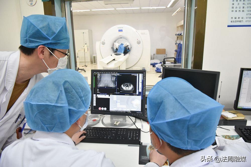 *击狙**肿瘤更精准全球顶尖三维近距离放疗系统落户常德一医