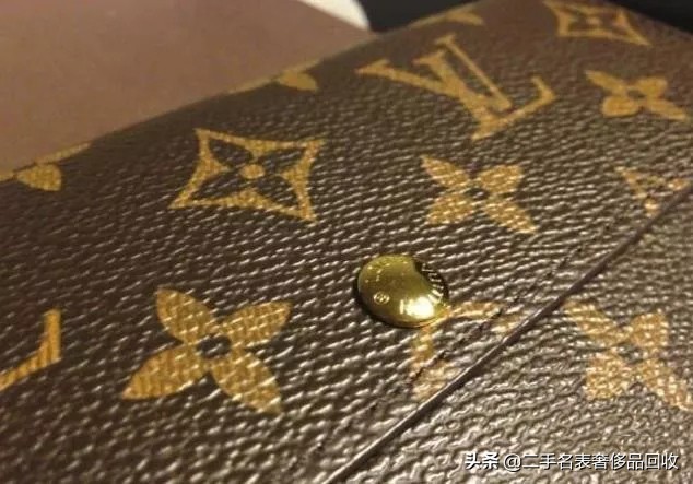 lv包包怎么辨别真假的最好方法,lv包包鉴定真假方法大全