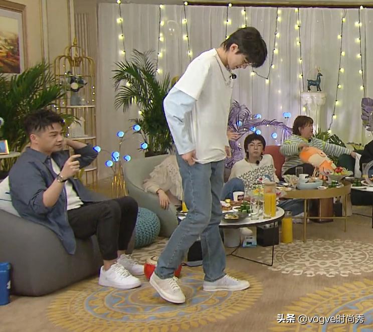 宋亚轩关晓彤跳舞花絮视频,宋亚轩关晓彤跳舞照片