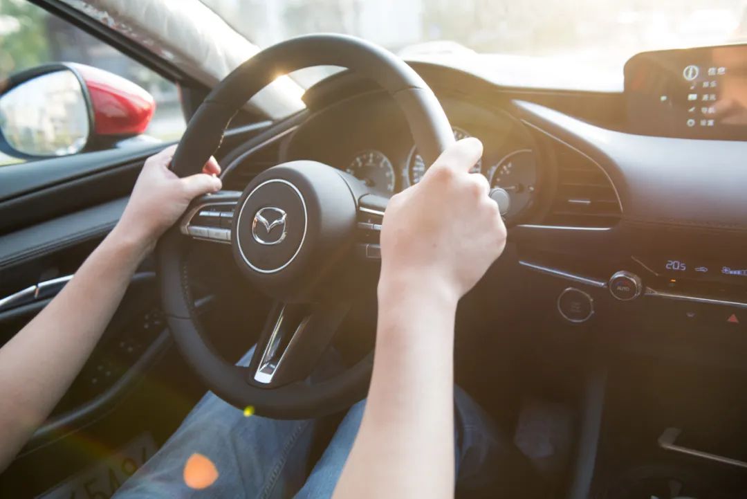 马自达3压燃版优惠,马自达3压燃版是四驱吗