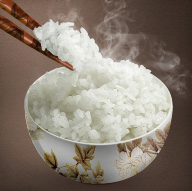 金龙鱼乳玉皇妃稻香贡米,花生油金龙鱼和古法哪个好吃