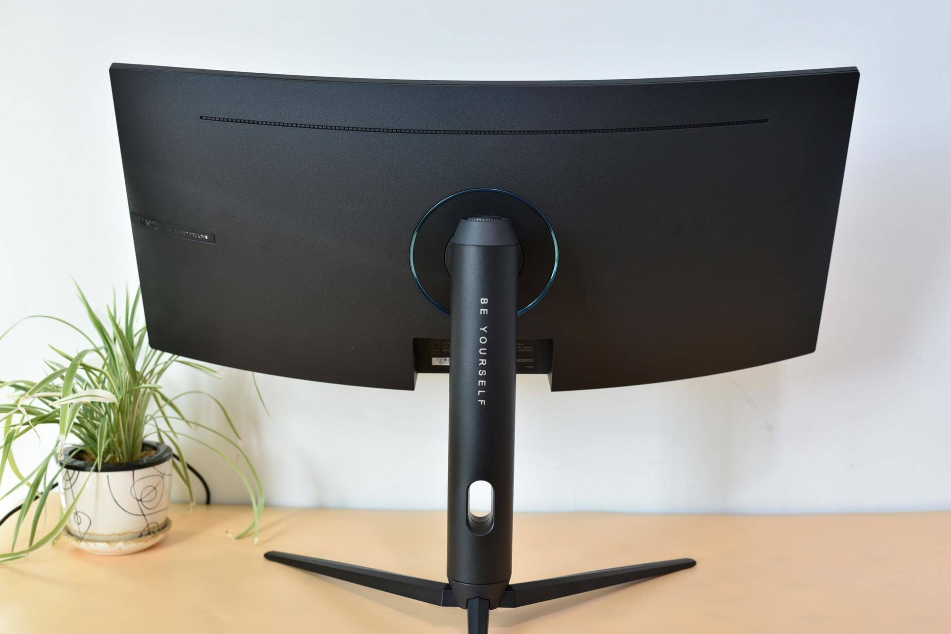 hkc240hz显示器好屏如潮,hkc显示器32英寸2k曲面屏怎么样