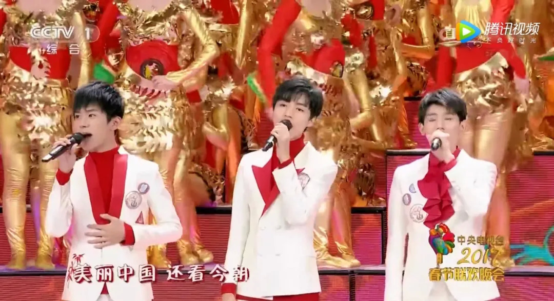 在春晚独唱的歌手的水平,在春晚舞台上唱歌