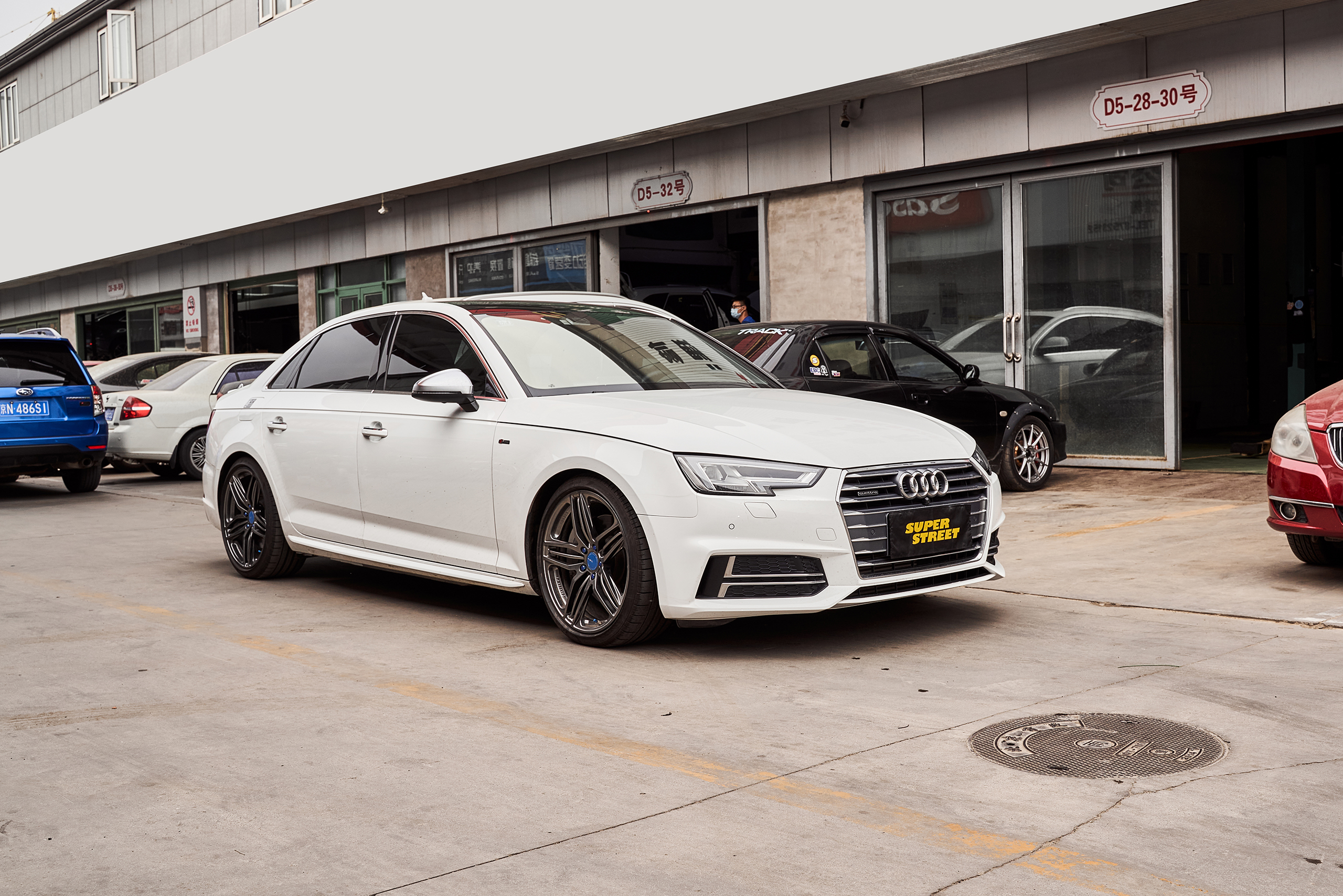 奥迪a4lb9用什么品牌机油,奥迪a4l壳牌机油推荐